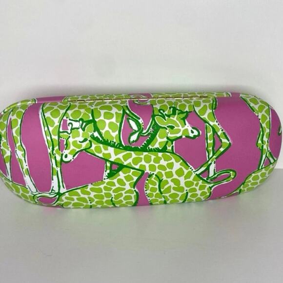 Lilly Pulitzer Glasses Case Giraffe Print Pink Green Preppy Beachy FLAW - Picture 1 of 7